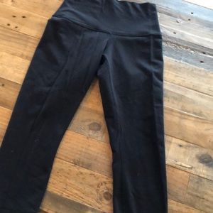 Lululemon size 6